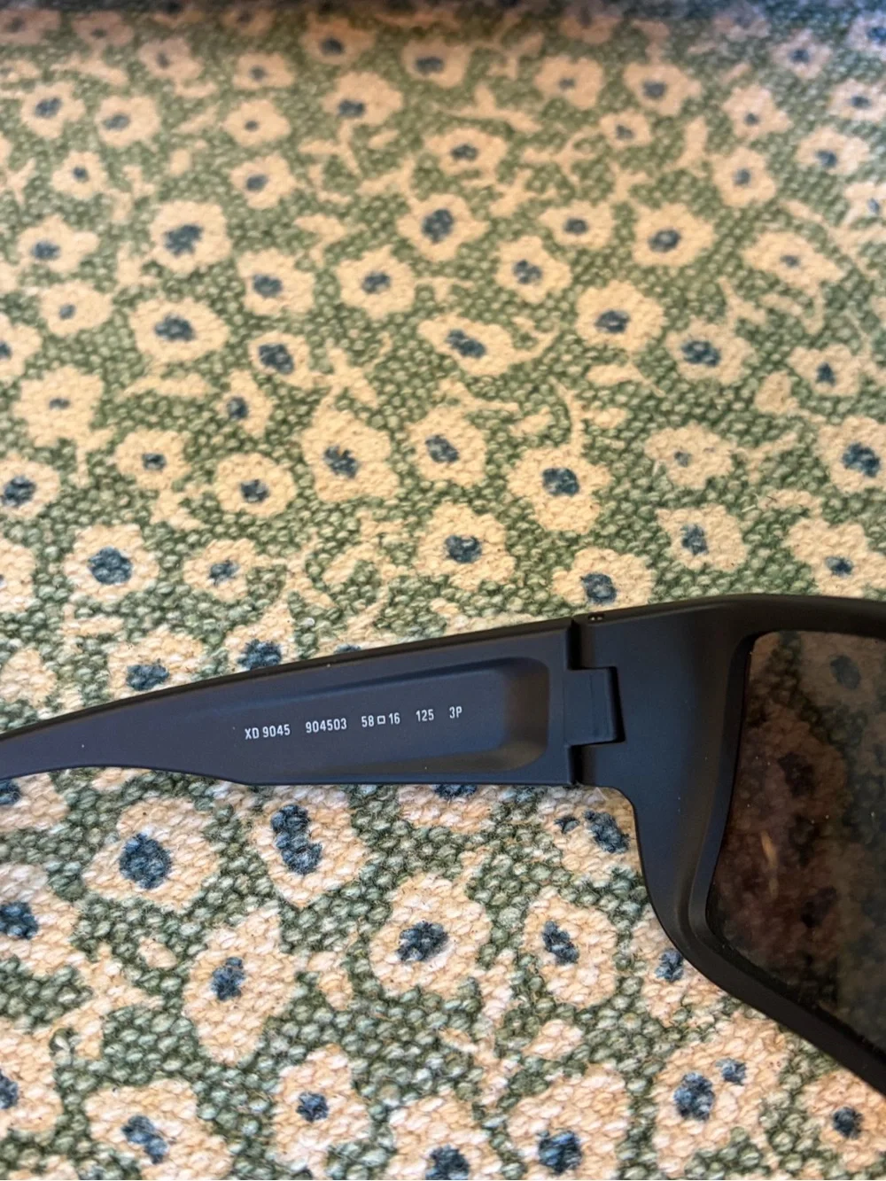 Native Men's Matte Black Badlands Sunglasses with Blue-Reflective Lenses